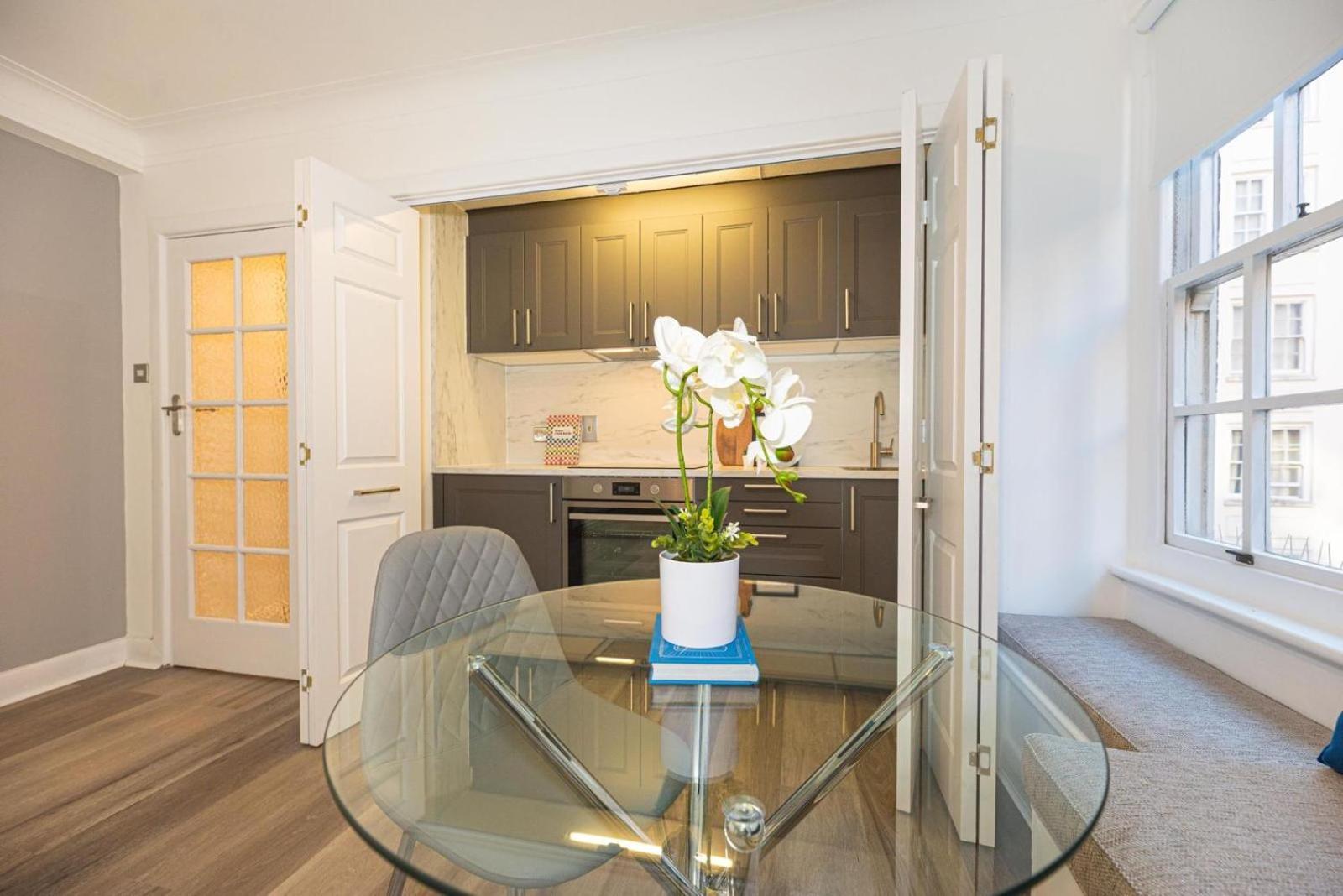 Sg, Boutique Mayfair Central London Apartment Eksteriør billede